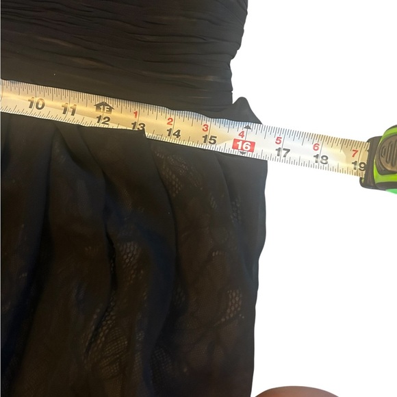 Ann Taylor Strapless Black Dress Size 6 | Lace Overlay Cocktail Party Midi - Picture 7 of 7